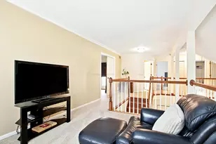 2770 Sandalwood Rd, Buffalo Grove, IL 60089 - Photo 15