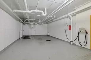 8300 Callie Ave, Morton Grove, IL 60053 - Photo 21