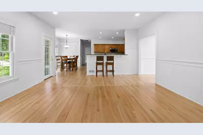 662 Waterbury Avenue, Gurnee, IL 60031 - Photo 13