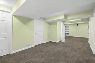 662 Waterbury Ave, Gurnee, IL 60031 - Photo 37