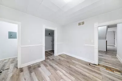 819 E Center Street, Monticello, IL 61856 - Photo 7