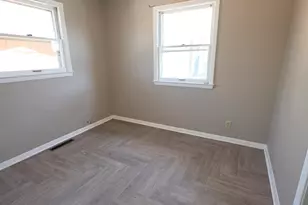 65 N Aldine St, Elgin, IL 60123 - Photo 5