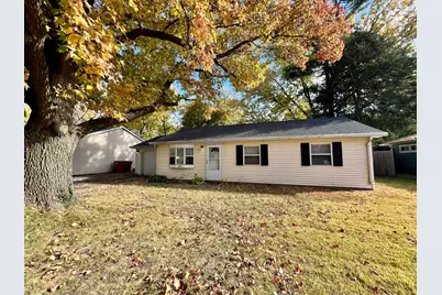 1410 S Mattis Avenue, Champaign, IL 61821 - Photo 1