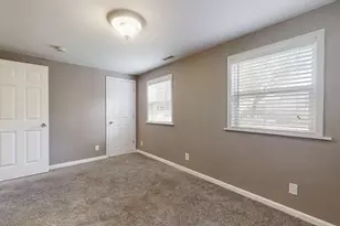 1410 S Mattis Ave, Champaign, IL 61821 - Photo 23