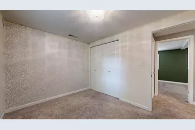 1410 S Mattis Avenue, Champaign, IL 61821 - Photo 17