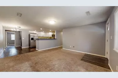 1410 S Mattis Avenue, Champaign, IL 61821 - Photo 5