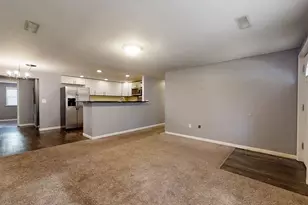 1410 S Mattis Ave, Champaign, IL 61821 - Photo 5