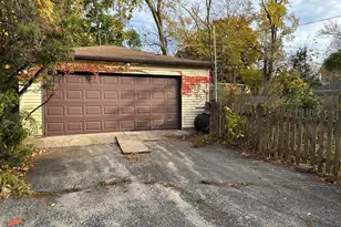 1041 Sheridan Ave, Deerfield, IL 60015 - Photo 17