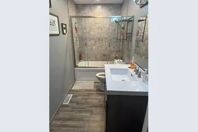 405 W Cleveland Street, Spring Valley, IL 61362 - Photo 9