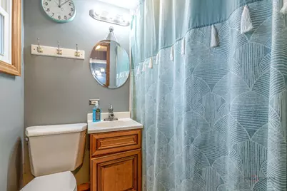 516 N Emroy Avenue, Elmhurst, IL 60126 - Photo 7