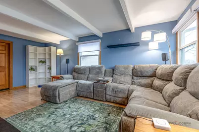 516 N Emroy Avenue, Elmhurst, IL 60126 - Photo 5