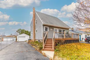 516 N Emroy Ave, Elmhurst, IL 60126 - Photo 3