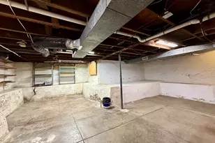 421 N Grant St, Clifton, IL 61727 - Photo 15