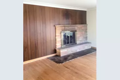 [Address not provided], North Riverside, IL 60546 - Photo 3