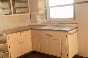 [Address not provided], North Riverside, IL 60546 - Photo 5