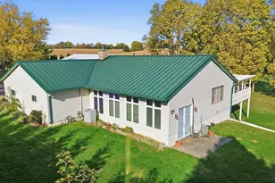 1764 Wolverine Rd, Dixon, IL 61021 - Photo 3