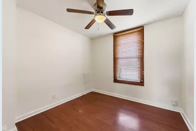 7635 W Foster Avenue, Chicago, IL 60656 - Photo 11