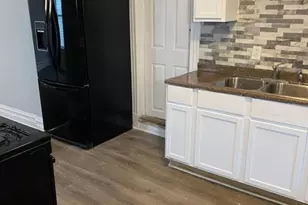 1340 E 76th St, Chicago, IL 60619 - Photo 5