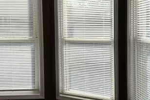 1500 E 73rd Pl, Chicago, IL 60619 - Photo 9