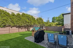 10039 Lacrosse Ave, Skokie, IL 60077 - Photo 35