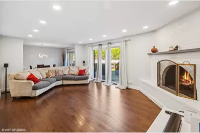 10039 Lacrosse Avenue, Skokie, IL 60077 - Photo 7