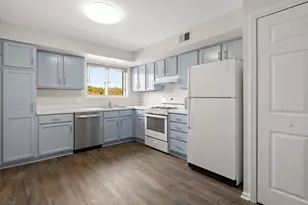 7875 N Caldwell Ave, Niles, IL 60714 - Photo 3