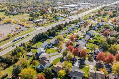 611 Woodbridge Drive, Elgin, IL 60124 - Photo 27