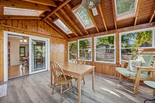 33W208 Bonnie St, Saint Charles, IL 60174 - Photo 15