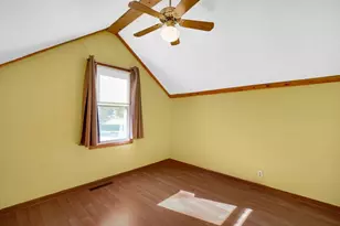 604 Ogden Rd, New Lenox, IL 60451 - Photo 13