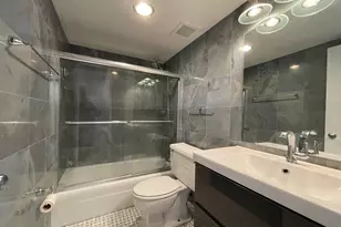 175 E Delaware Pl, Chicago, IL 60611 - Photo 13