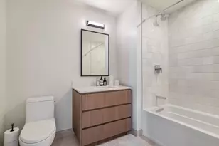 164 N Peoria St, Chicago, IL 60607 - Photo 21