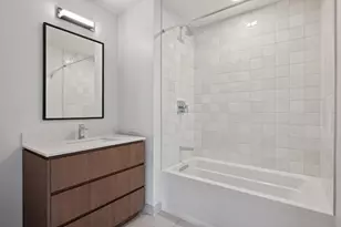 164 N Peoria St, Chicago, IL 60607 - Photo 29