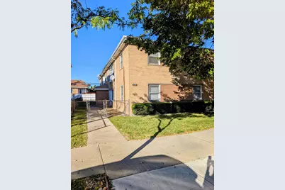 5916 W Montrose Avenue #2S, Chicago, IL 60634 - Photo 1