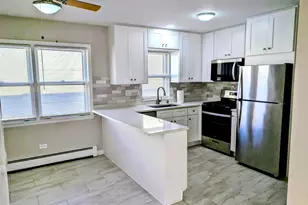 5916 W Montrose Ave, Chicago, IL 60634 - Photo 3