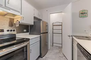 1506 Spring Brook Ct, Round Lake Beach, IL 60073 - Photo 9