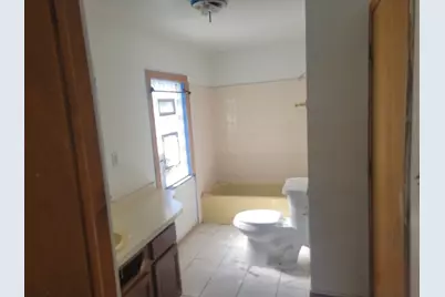 2100 S 14th Avenue, Broadview, IL 60155 - Photo 5