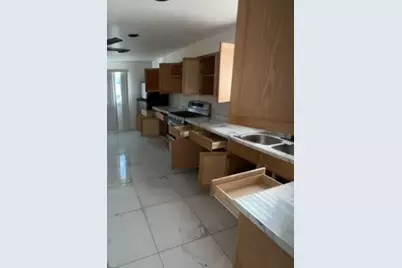 2810 Lexington Drive, Hazel Crest, IL 60429 - Photo 9