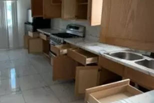 2810 Lexington Dr, Hazel Crest, IL 60429 - Photo 9