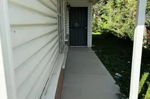 2810 Lexington Dr, Hazel Crest, IL 60429 - Photo 3