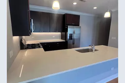 4812 W Montrose Avenue #204, Chicago, IL 60641 - Photo 7