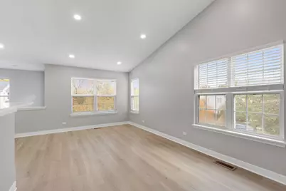 1203 Brookdale Drive, Carpentersville, IL 60110 - Photo 7