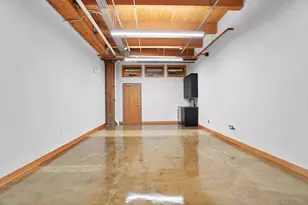 1806 W Cuyler Ave, Chicago, IL 60613 - Photo 3