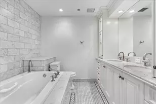 800 N Michigan Ave, Chicago, IL 60611 - Photo 23