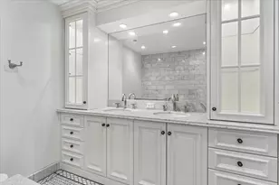 800 N Michigan Ave, Chicago, IL 60611 - Photo 25