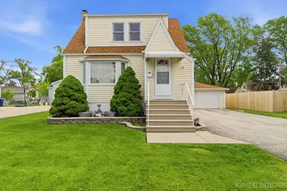 111 S Roy Avenue, Northlake, IL 60164 - Photo 1
