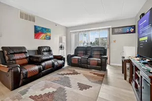 10630 Ridgeland Ave, Chicago Ridge, IL 60415 - Photo 7