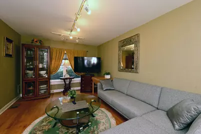 2140 Beechnut Road, Northbrook, IL 60062 - Photo 15