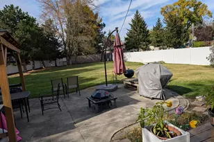 2140 Beechnut Rd, Northbrook, IL 60062 - Photo 29