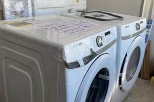 2934 N Sawyer Ave, Chicago, IL 60618 - Photo 19