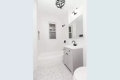 2934 N Sawyer Avenue, Chicago, IL 60618 - Photo 7